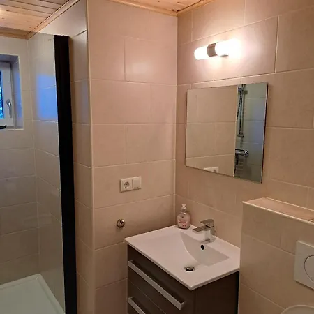 Aineck In Appartement